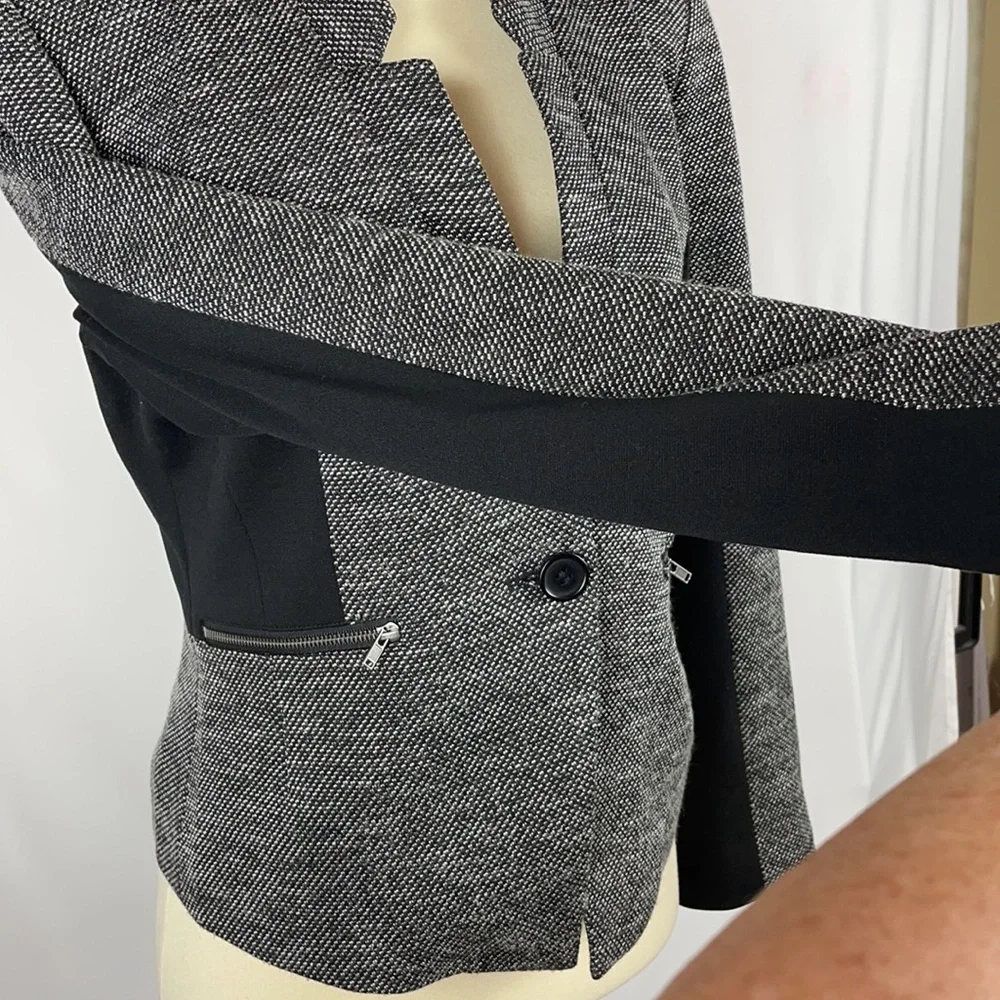 Halogen Gorgeous Tweed Blazer w/Black Trim & Zipper Pockets - Size Small - Picture 9 of 13